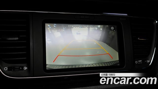 Kia Canival 2019 — photo 22