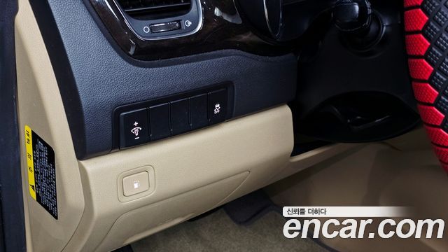Kia Canival 2019 — photo 26