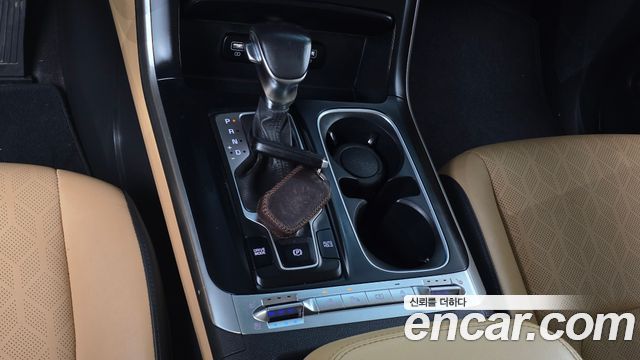 Kia Canival 2021 — photo 12