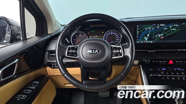 Kia Canival 2021 — photo 18