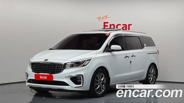 Kia Canival 2019 — photo 1
