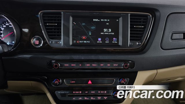 Kia Canival 2019 — photo 13