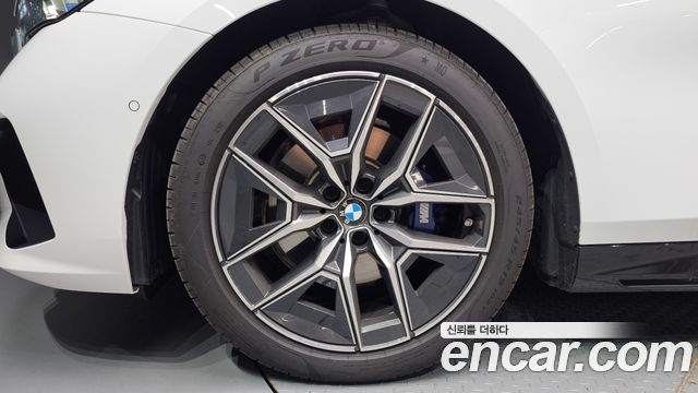BMW 5-Series 2026 — photo 5