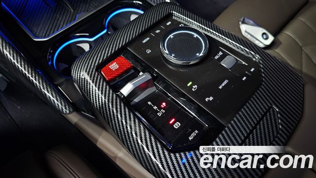BMW 5-Series 2026 — photo 9