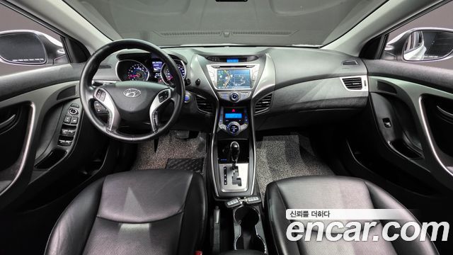 Hyundai AVANTE 2013 — photo 7