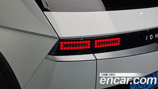 Hyundai Ioniq5 2022 — photo 9