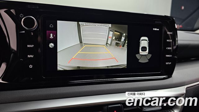 Kia K5 2023 — photo 15