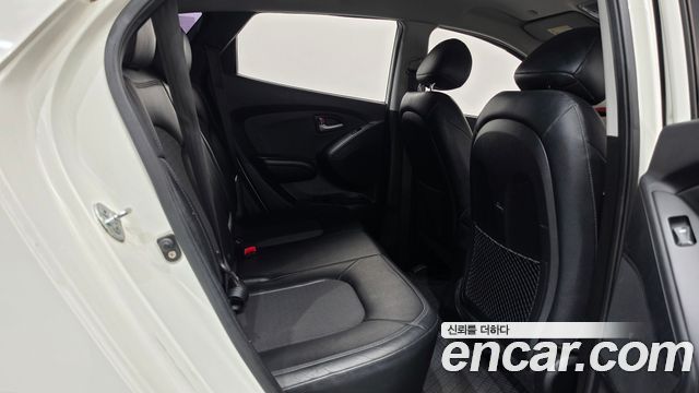 Hyundai Tucson 2010 — photo 12