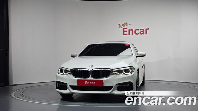 BMW 5-Series 2018 — photo 3