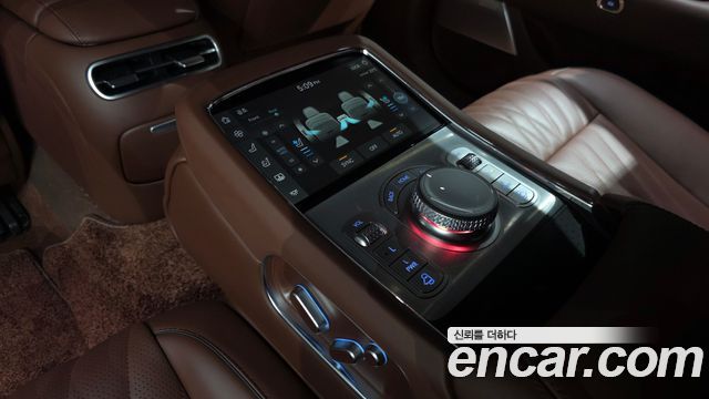 Genesis G90 2022 — photo 25
