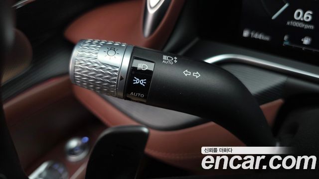 Genesis G90 2022 — photo 32