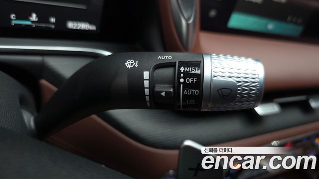 Genesis G90 2022 — photo 34