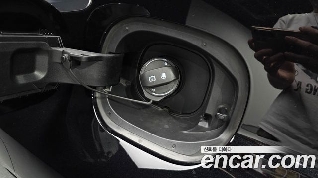 Genesis G90 2022 — photo 40