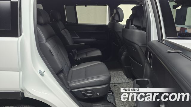 Hyundai Santafe 2025 — photo 12