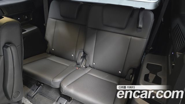 Hyundai Santafe 2025 — photo 13