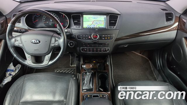 Kia K7 2016 — photo 10