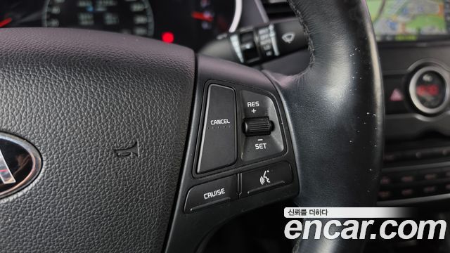 Kia K7 2016 — photo 23