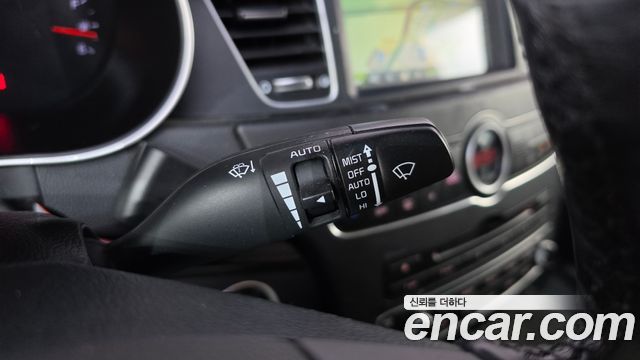 Kia K7 2016 — photo 26