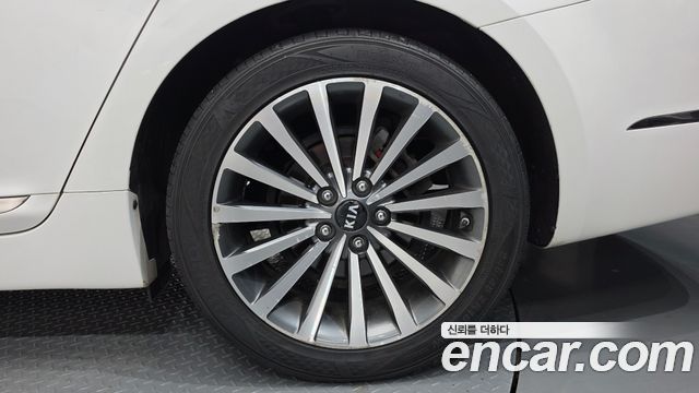 Kia K7 2016 — photo 7