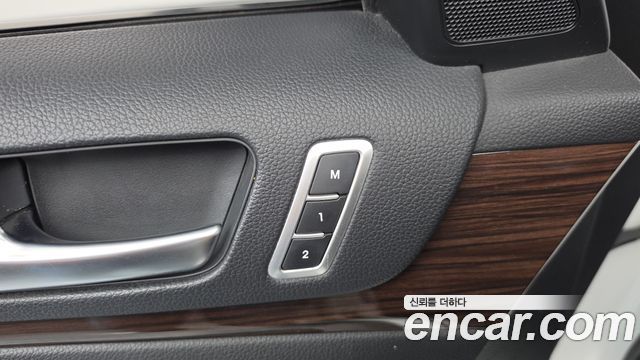 Kia K7 2016 — photo 29