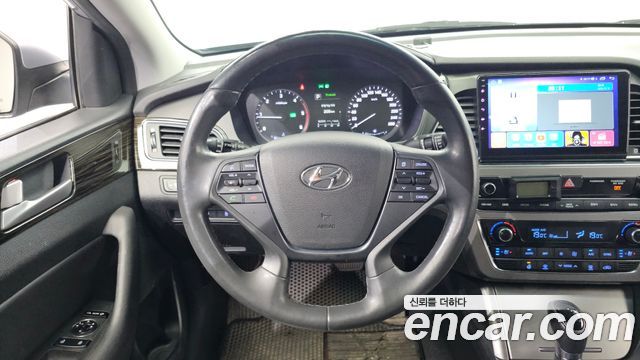 Hyundai Sonata 2016 — photo 21