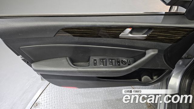 Hyundai Sonata 2016 — photo 14