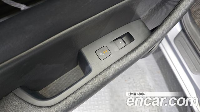 Hyundai Sonata 2016 — photo 29