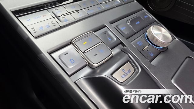 Hyundai Nexo 2023 — photo 9