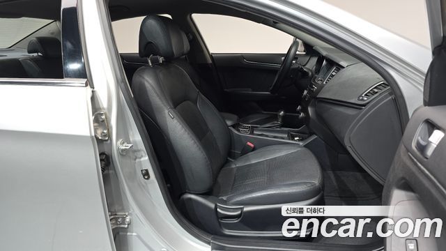 Kia K7 2012 — photo 12