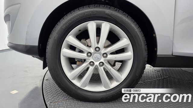 Hyundai Tucson 2011 — photo 5