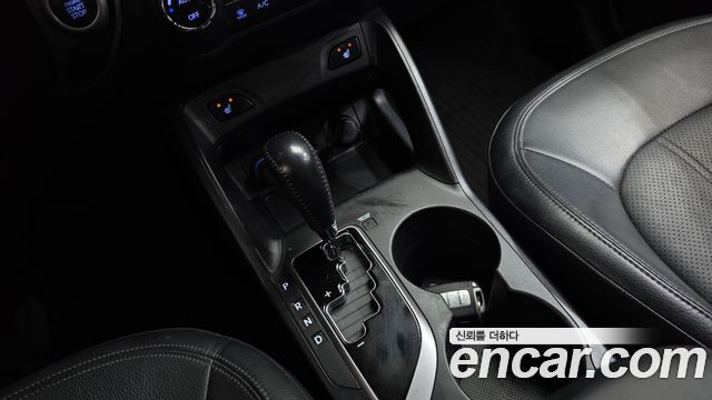 Hyundai Tucson 2011 — photo 9