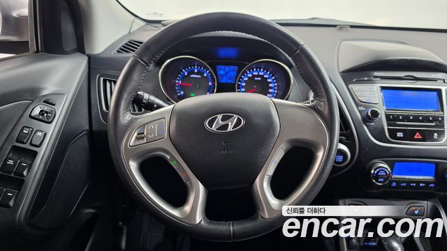 Hyundai Tucson 2011 — photo 13