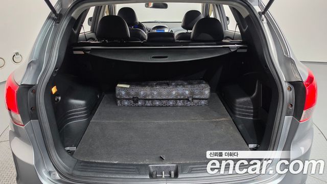 Hyundai Tucson 2011 — photo 14