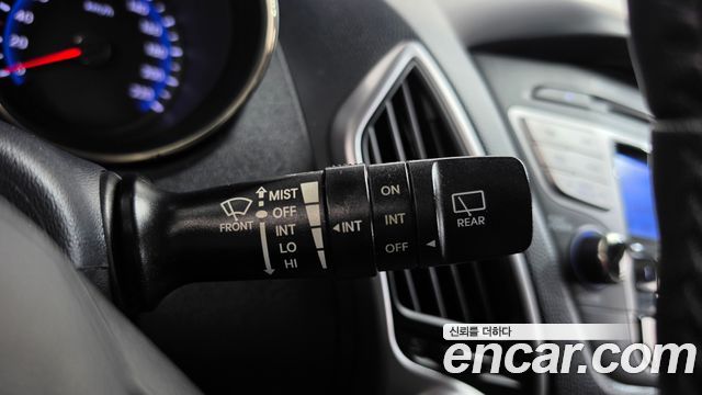 Hyundai Tucson 2011 — photo 19