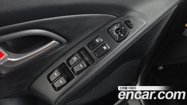 Hyundai Tucson 2011 — photo 20
