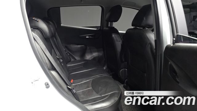 Chevrolet Korea Spark 2018 — photo 18