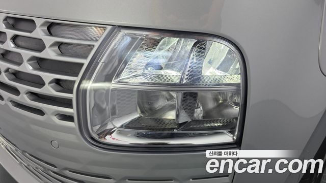 Hyundai Staria 2025 — photo 8