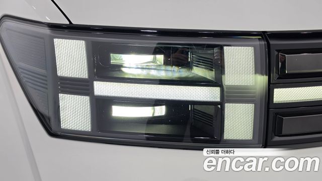 Hyundai Santafe 2024 — photo 8