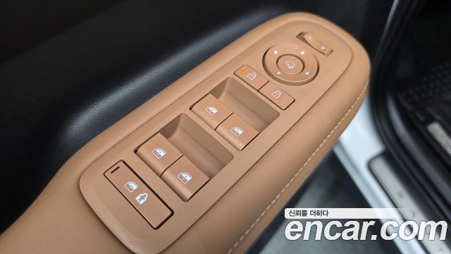 Hyundai Santafe 2024 — photo 28