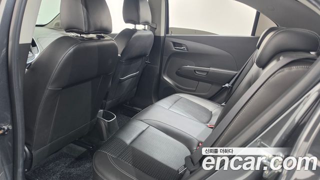 Chevrolet Korea Aveo 2018 — photo 17
