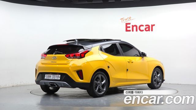 Hyundai Veloster 2018 — photo 2