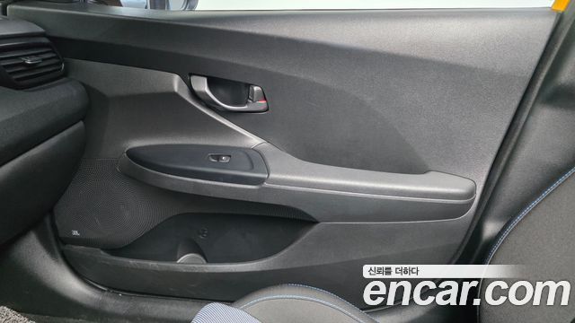 Hyundai Veloster 2018 — photo 15