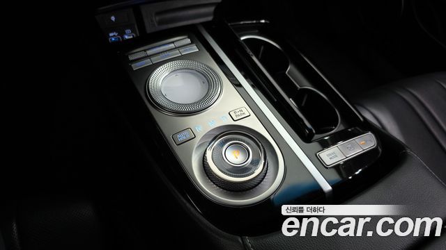Genesis G80 2022 — photo 12