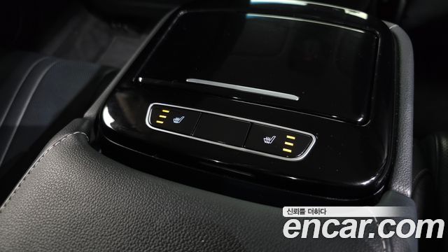 Genesis G80 2022 — photo 24