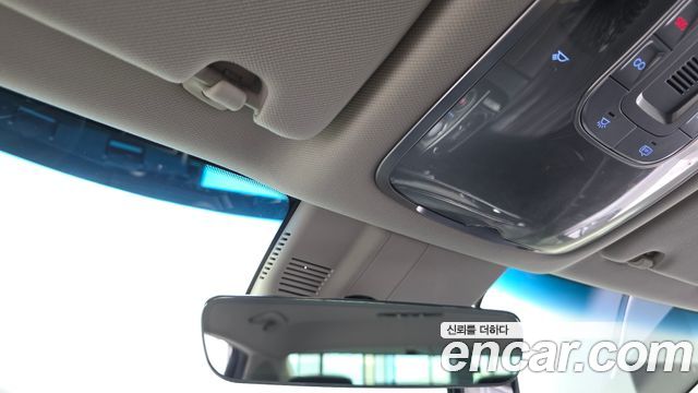 Genesis G80 2022 — photo 25