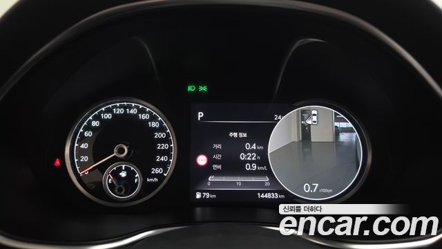 Genesis G80 2022 — photo 27