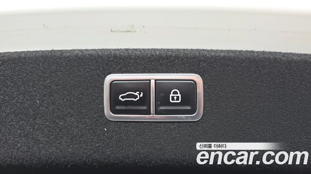 Genesis G80 2022 — photo 29