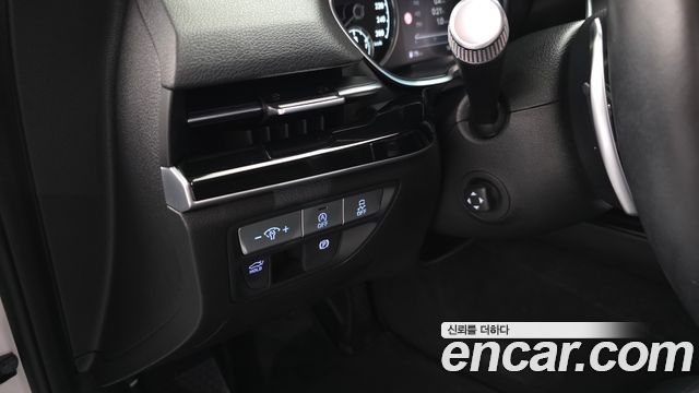 Genesis G80 2022 — photo 30