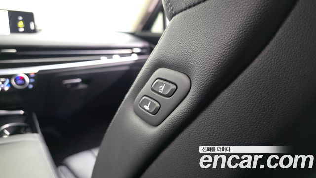 Genesis G80 2022 — photo 35