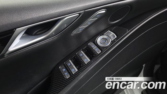 Genesis G80 2022 — photo 36